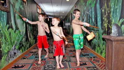 MagiQuest Forest Wallcovering for Great Wolf Resort