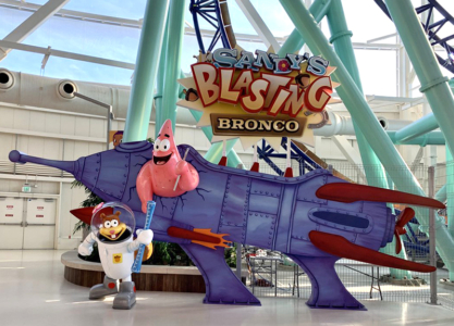 25' Rocket Ship, Sandy & Patrick Sculptures for Ride Entrance Photo Opp