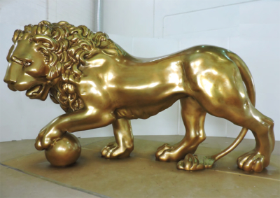 12' Chanel Lion Sculpture Photo Opp