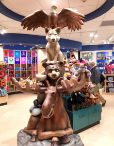 9' Minnesota Animal Totem Photo Opp